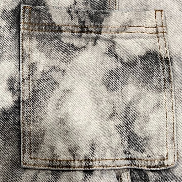 Calvin Klein Gray Trucker Denim Jacket, M - Picture 4 of 9